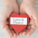 Weihnachten Liebe und Frieden als Geschenk